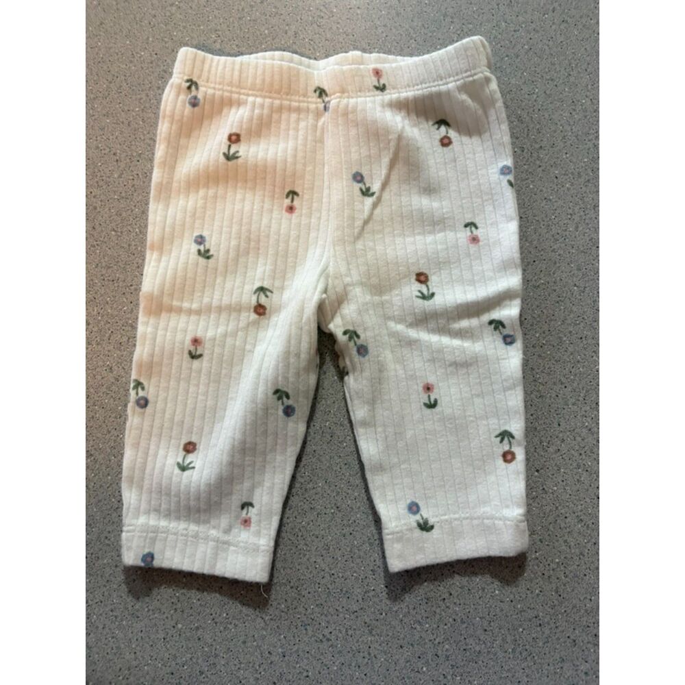2 Carter's Bodysuits and 1 Pair of Leggings Size 3M *Never Worn - Picture 8 of 10